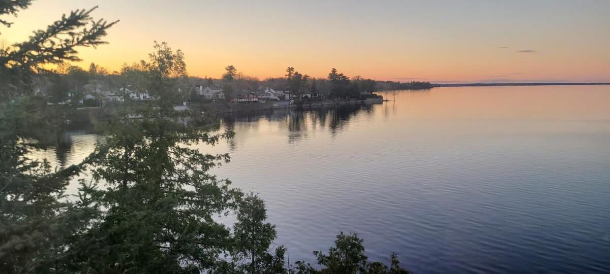 Loza House Adirondack Skydeck Unit Lake Front Plattsburgh Εξωτερικό φωτογραφία