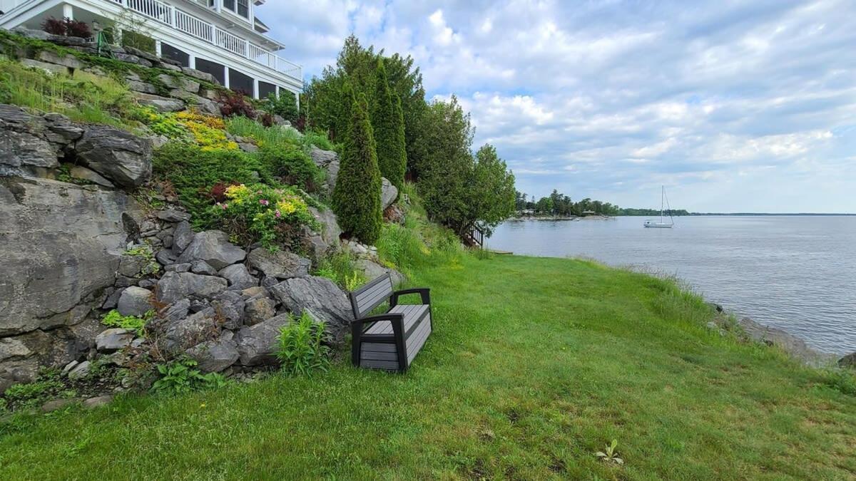 Loza House Adirondack Skydeck Unit Lake Front Plattsburgh Εξωτερικό φωτογραφία